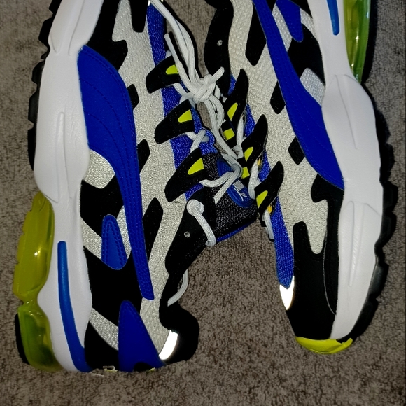 Puma cell - Picture 2 of 4